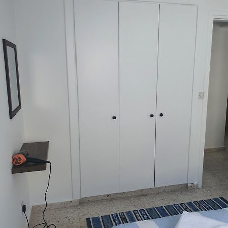 G&E Harbour Apartments 라치 외부 사진