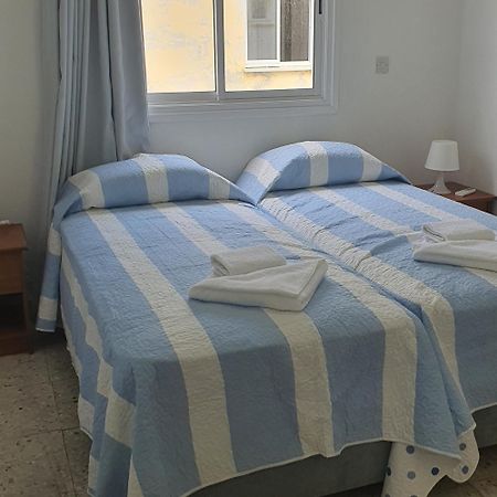 G&E Harbour Apartments 라치 외부 사진