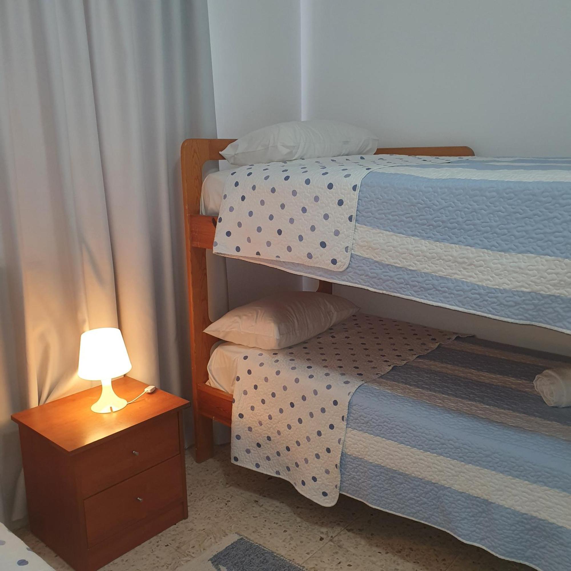 G&E Harbour Apartments 라치 외부 사진