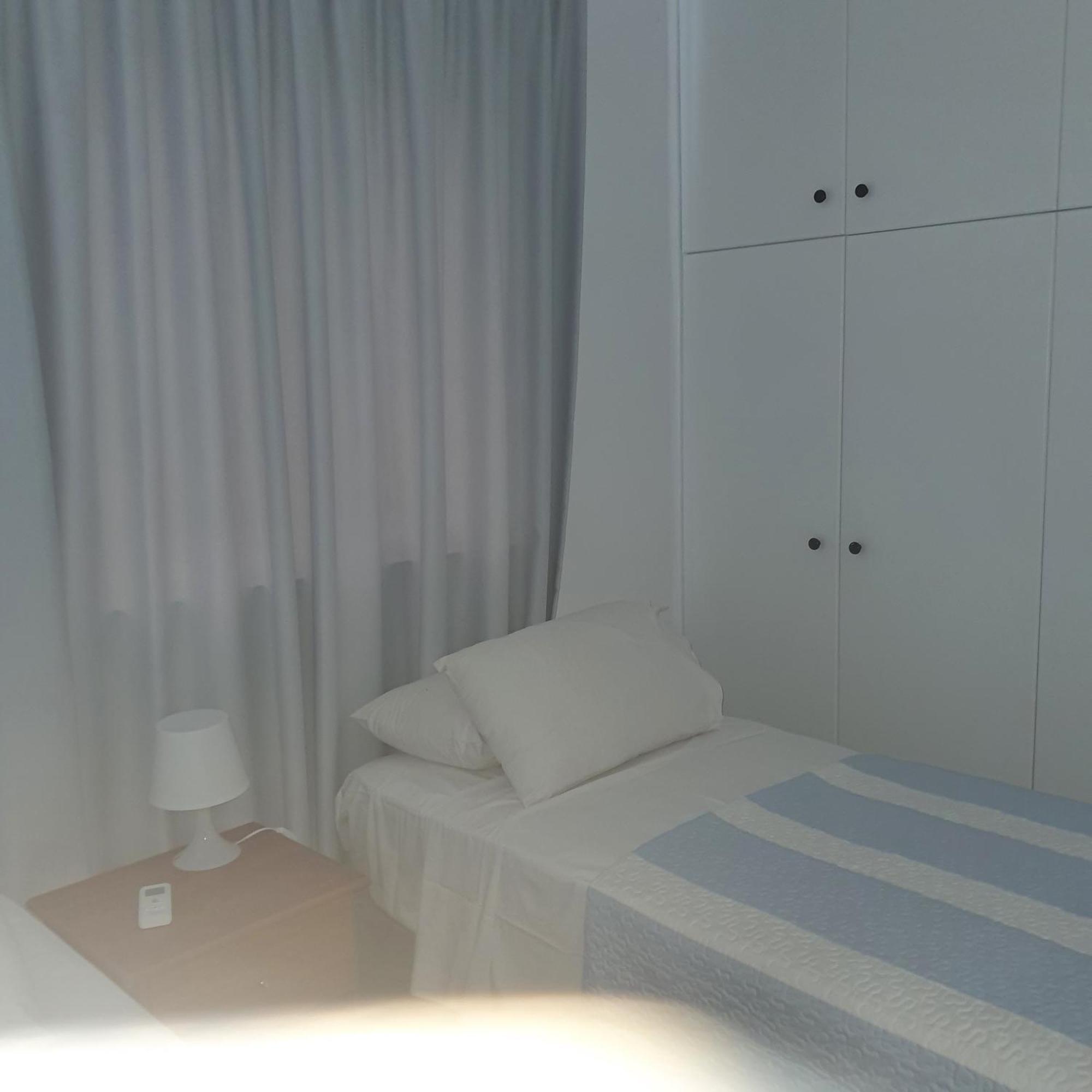 G&E Harbour Apartments 라치 외부 사진