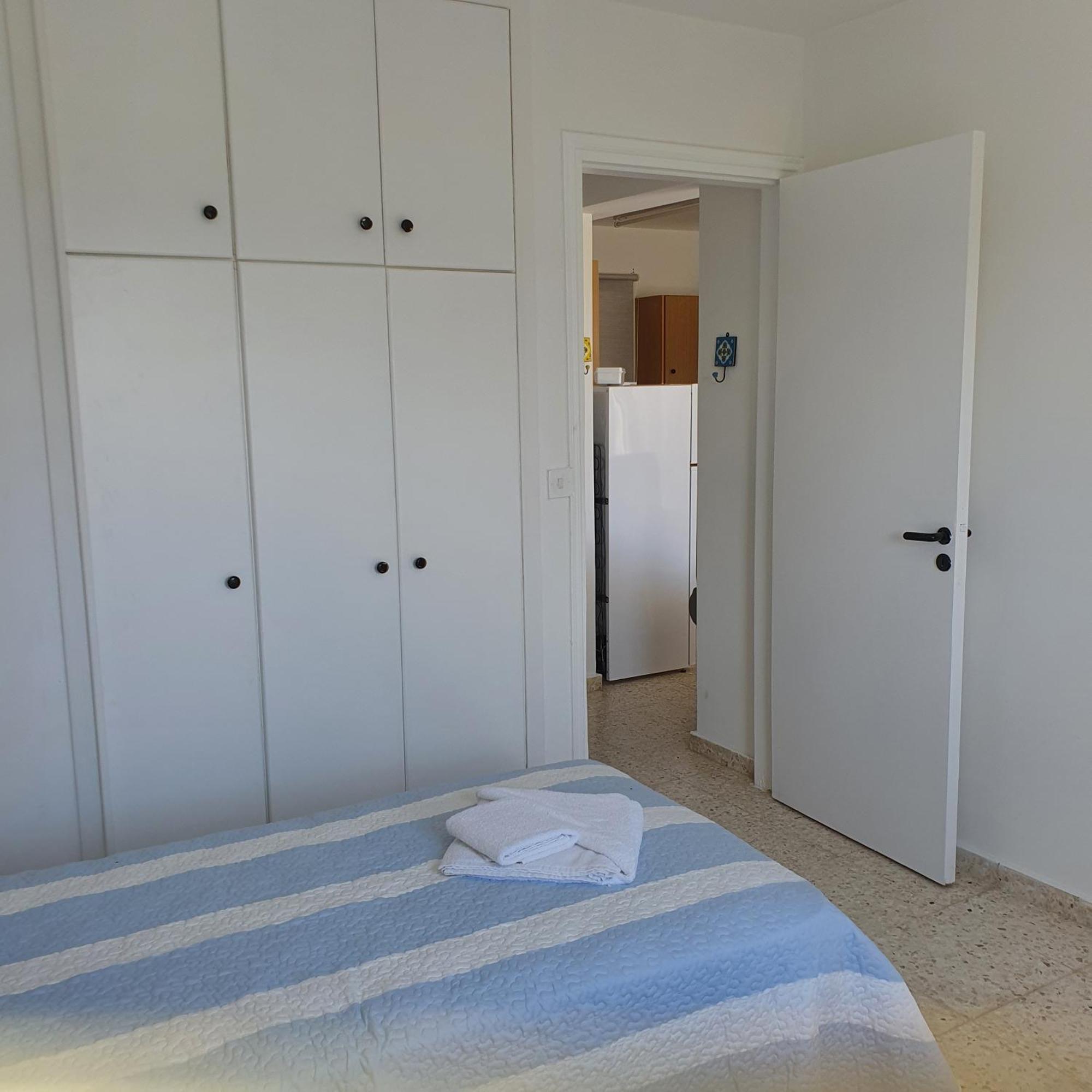 G&E Harbour Apartments 라치 외부 사진