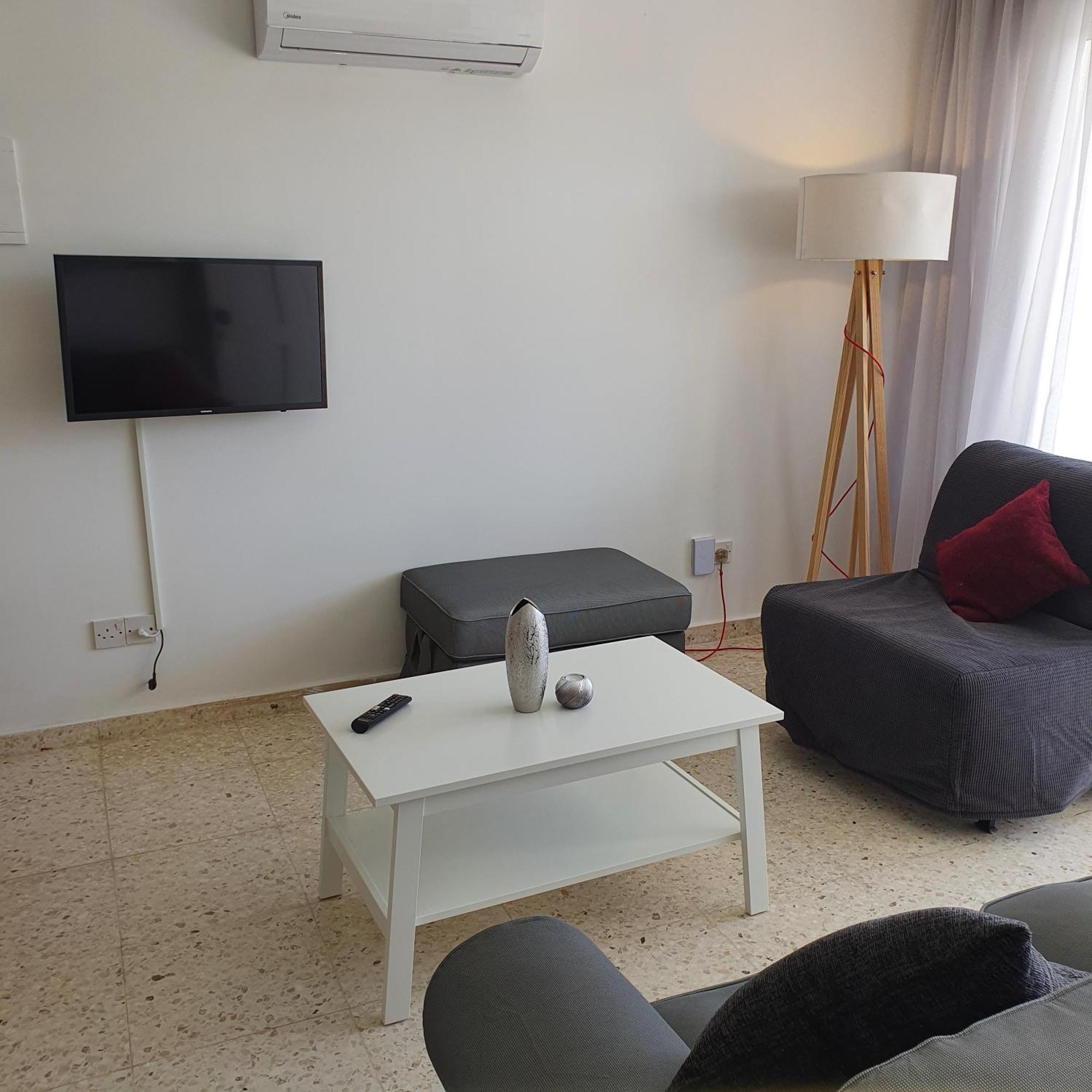 G&E Harbour Apartments 라치 외부 사진