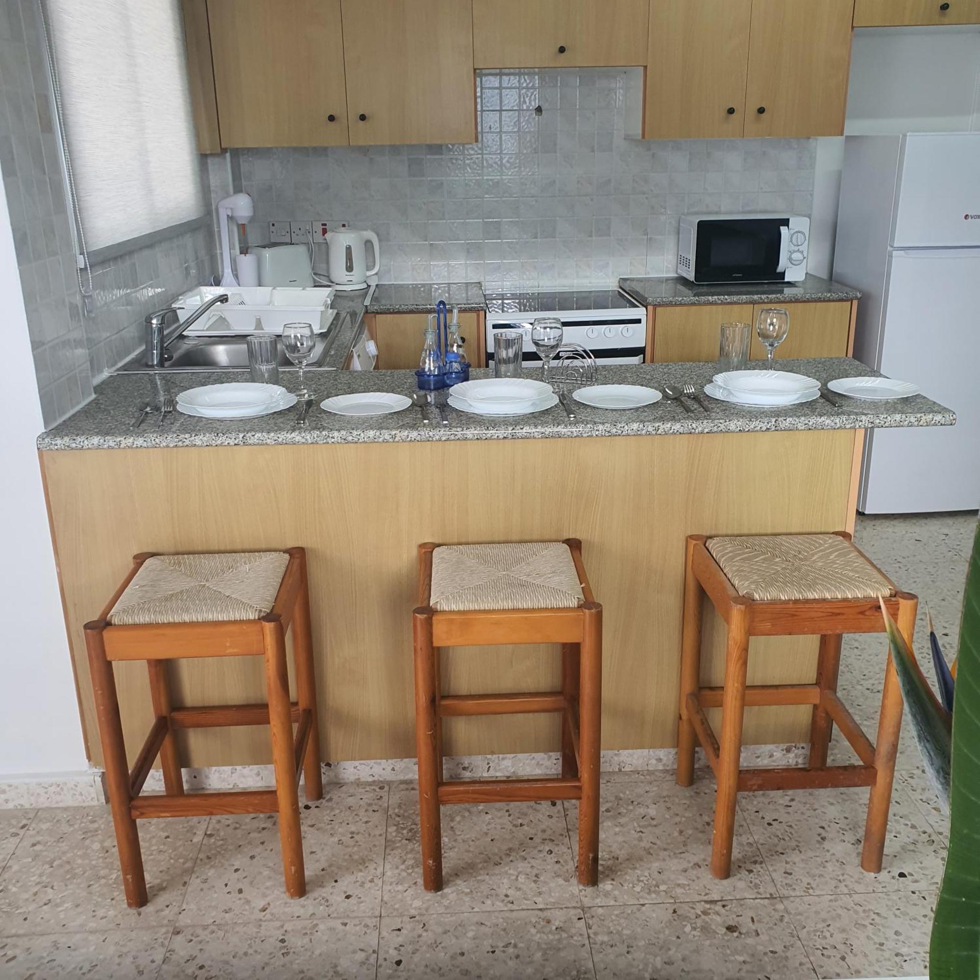 G&E Harbour Apartments 라치 외부 사진